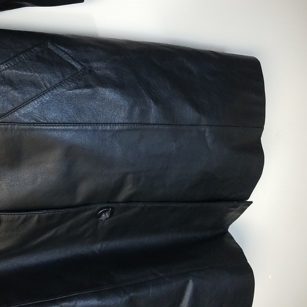 Danier Leather Car Coat - Picture 6 of 15